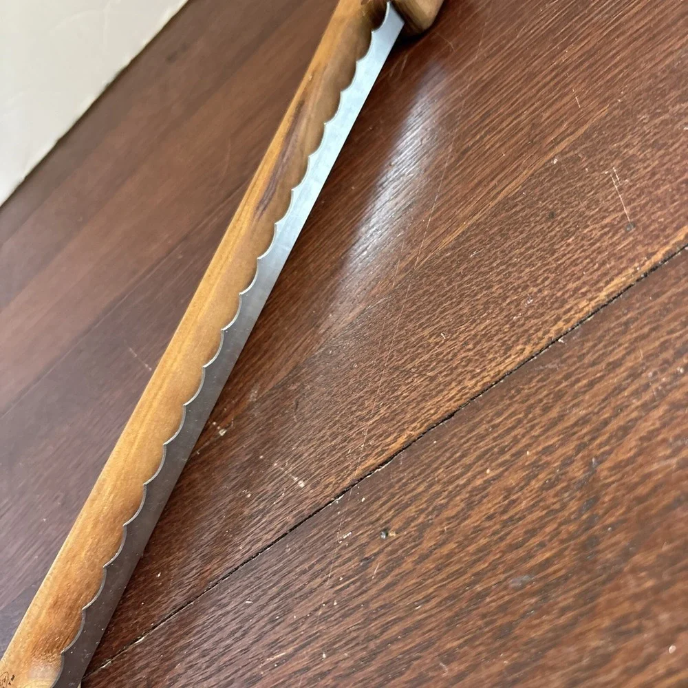 Vintage Cherry Fiddle Bow Bread Knife Made In Montana Right Handed 9.5